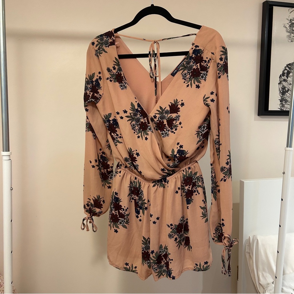 One Clothing boutique beautiful & dainty floral romper dress